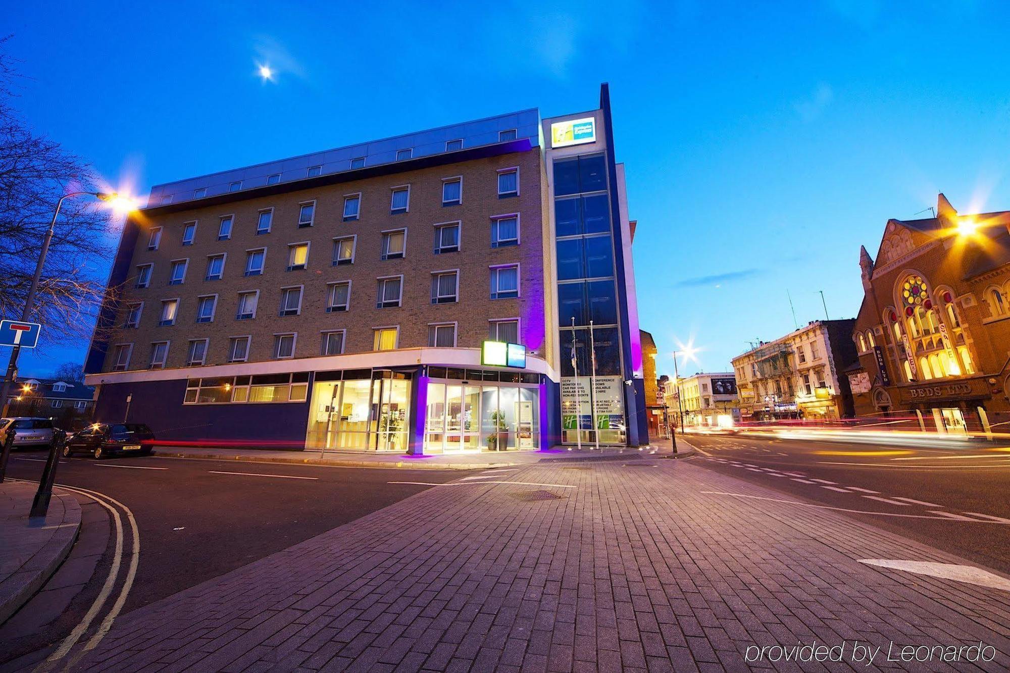 Holiday Inn Express Earls Court, An Ihg Hotel Londres Exterior foto